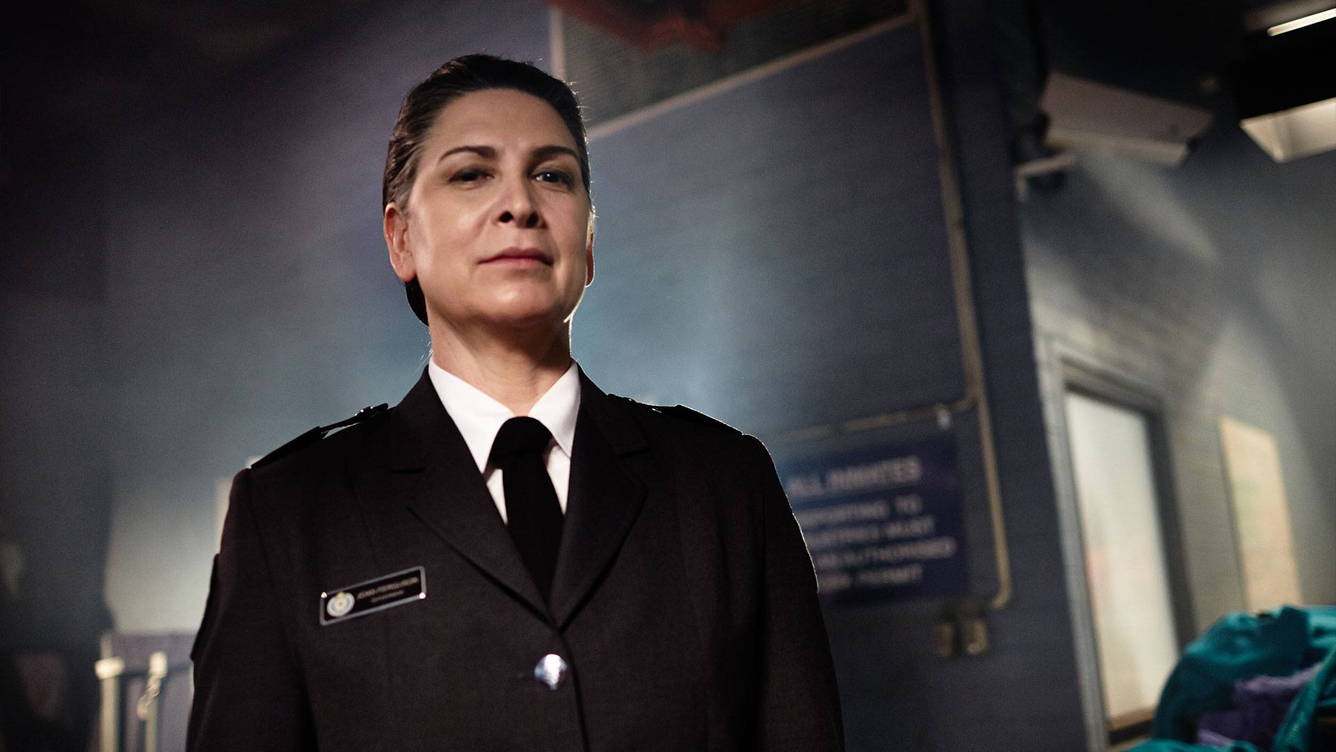 Wentworth S02 B01